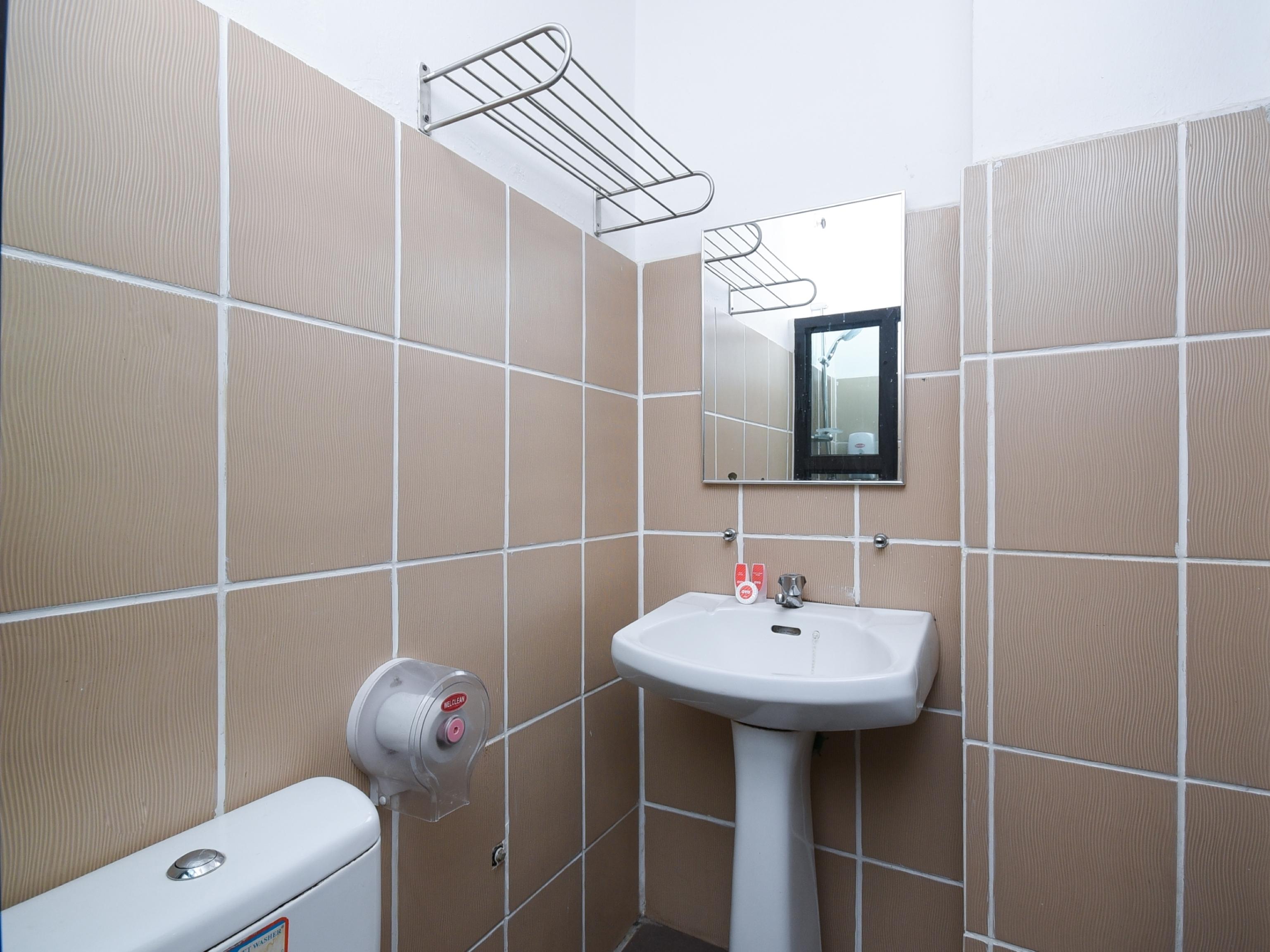 Super Oyo 89604 City Home Stay Miri Exterior foto