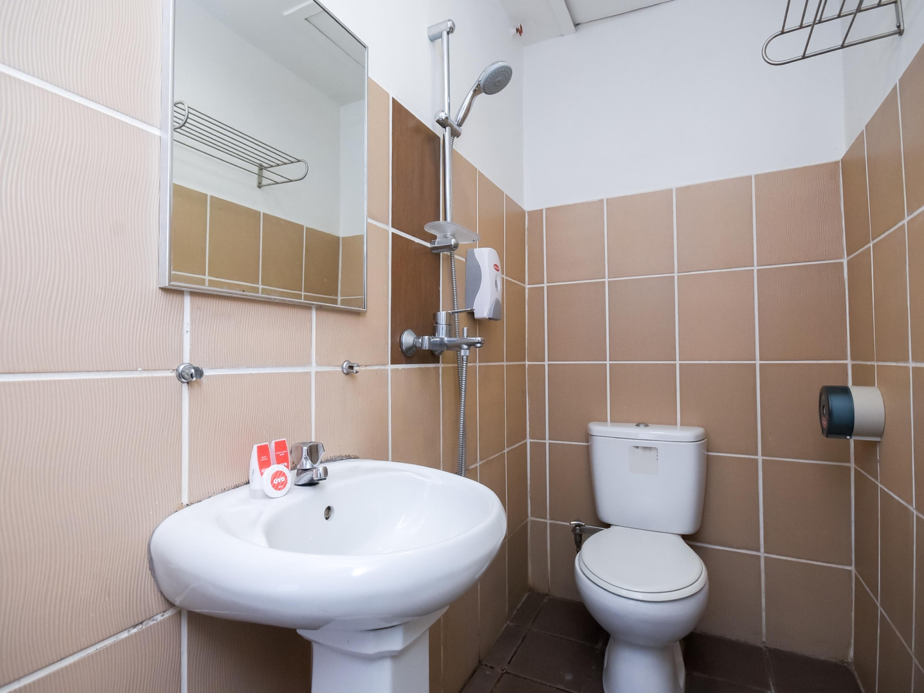 Super Oyo 89604 City Home Stay Miri Exterior foto