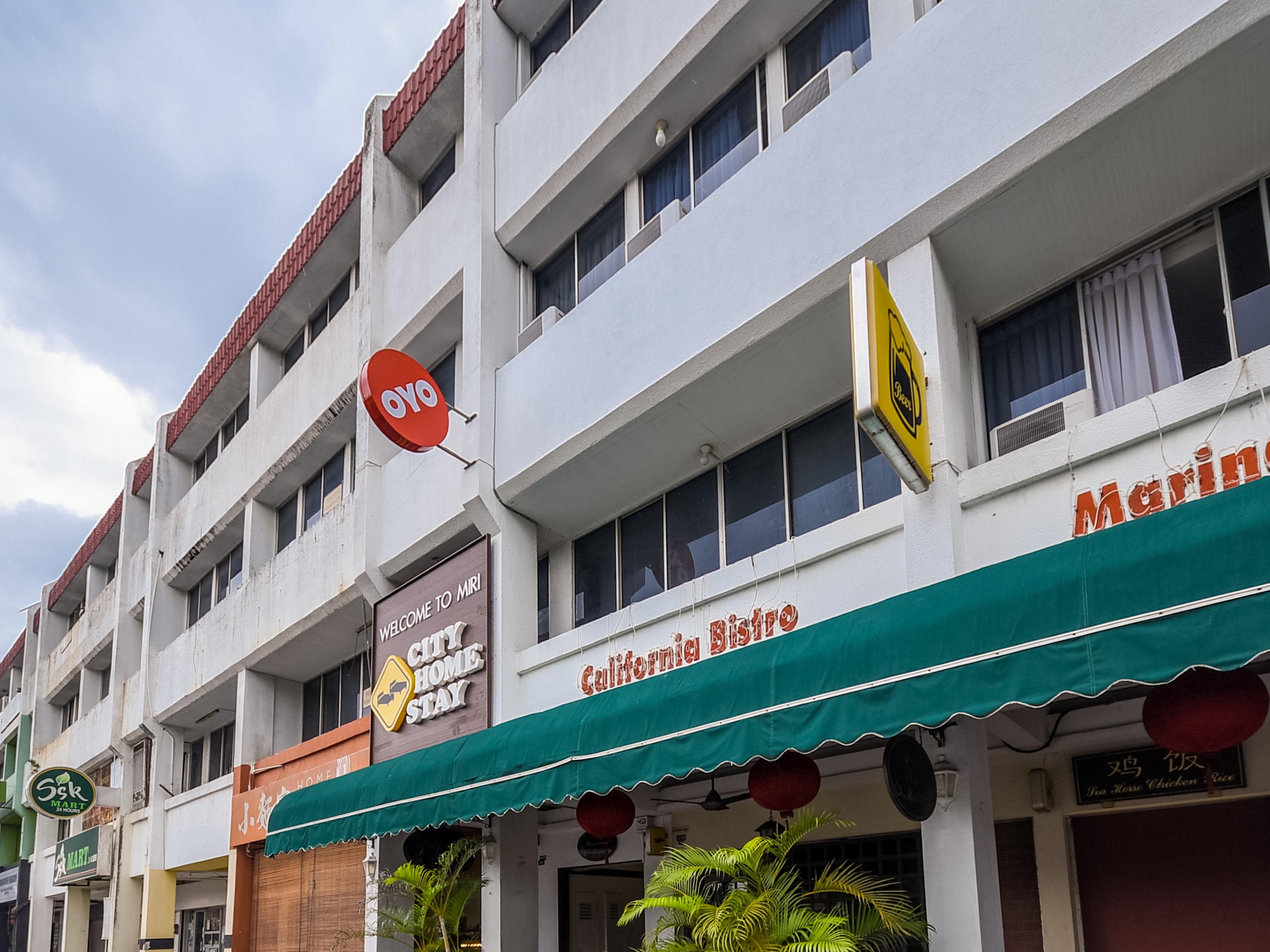 Super Oyo 89604 City Home Stay Miri Exterior foto