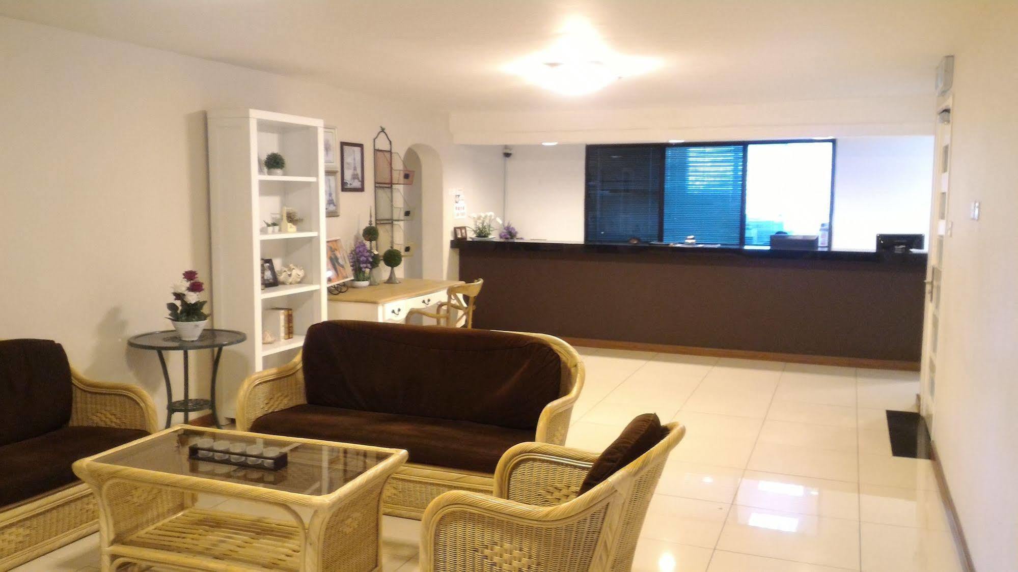 Super Oyo 89604 City Home Stay Miri Exterior foto
